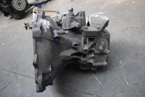 BOITE DE VITESSE MANUEL OPEL CORSA D 1.3 CDTI - Vue 3